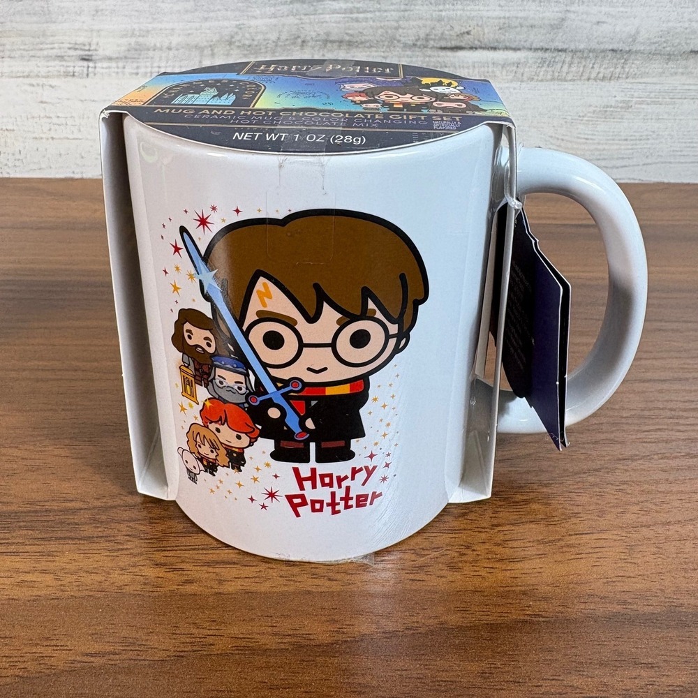Harry Potter Color Changing Mug and Hot Chocolate Set. Brand New Warner Brothers